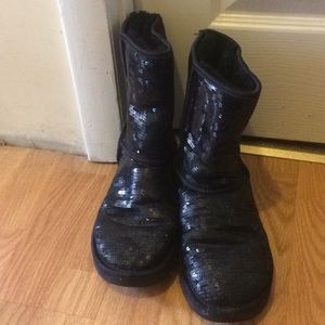 Ugg Black sparkly women’s size 7  #3161
